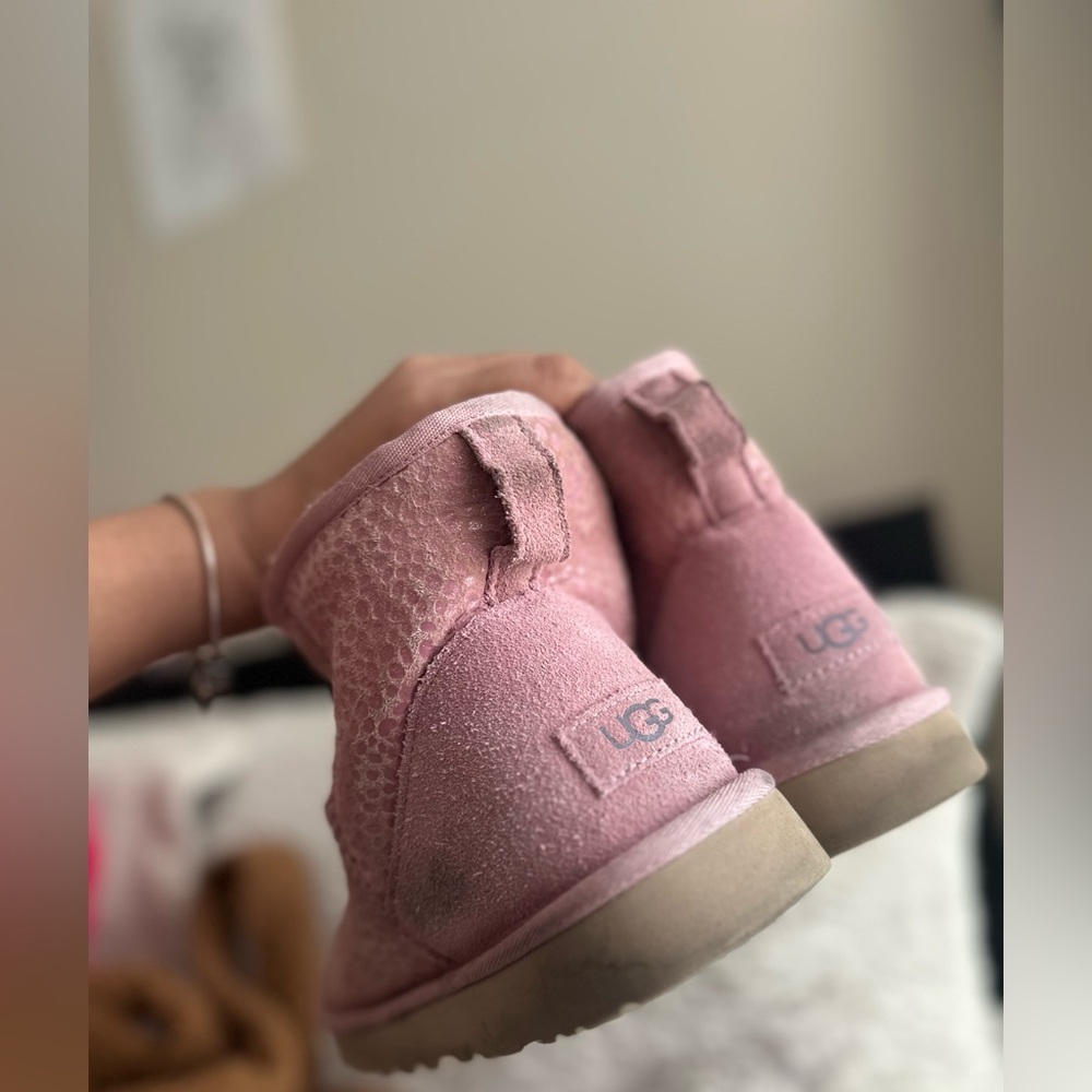 Ugg Mini - image 2